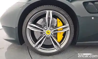 Ferrari GTC4 Lusso 2019 6.3 гидро в Москве № 1616917, миниатюра 5