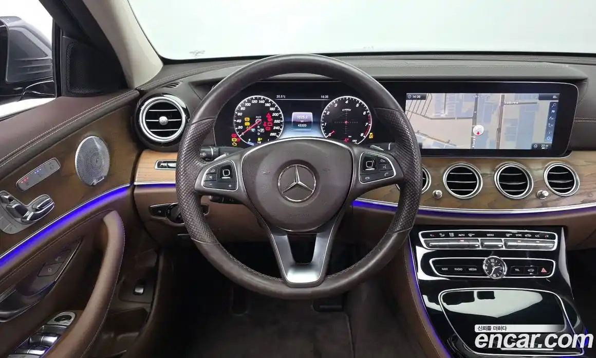 Mercedes-Benz E-Class 2018 2.0 гидро в Москве № 1616952, фото 13