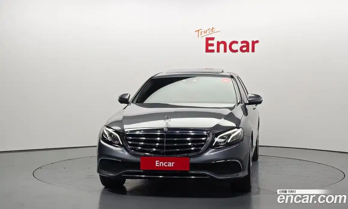 Mercedes-Benz E-Class 2018 2.0 гидро в Москве № 1616952, фото 3
