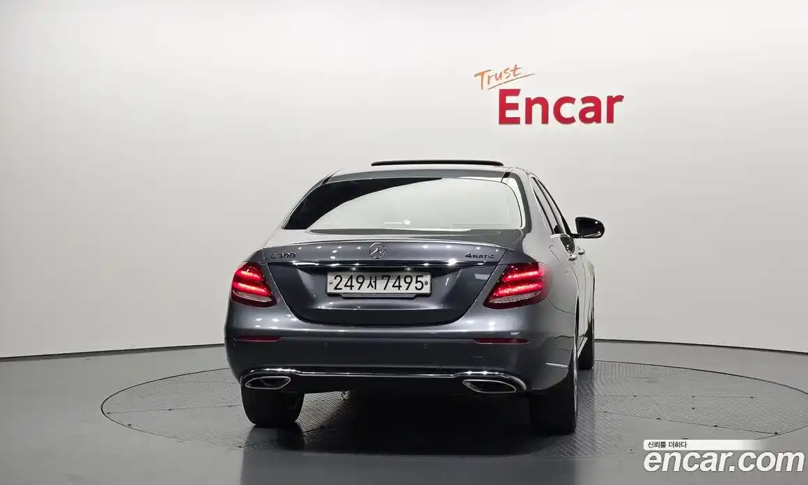 Mercedes-Benz E-Class 2018 2.0 гидро в Москве № 1616952, фото 4