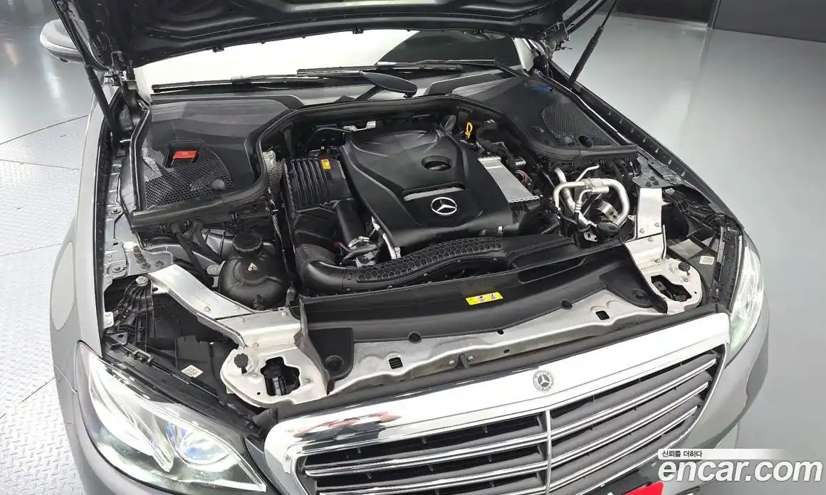 Mercedes-Benz E-Class 2018 2.0 гидро в Москве № 1616952, фото 6