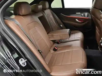 Mercedes-Benz E-Class 2019 4.0 гидро в Москве № 1617199, миниатюра 12