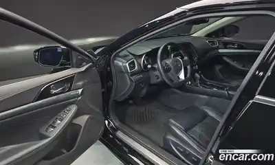 Nissan Maxima 2019 3.5 гидро в Москве № 1617587, миниатюра 10