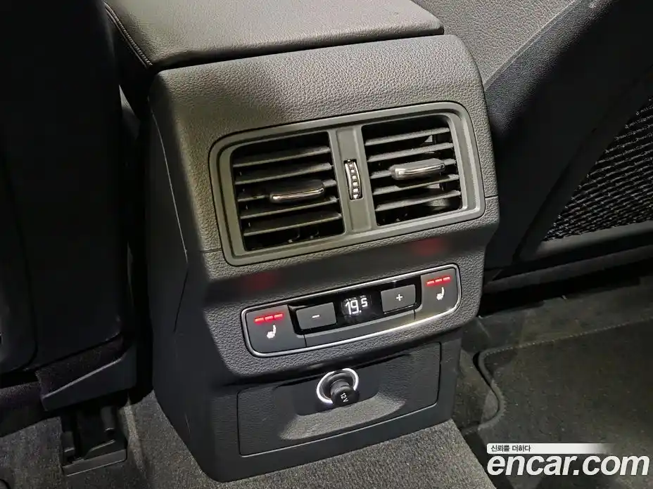 Audi Q5 2020 2.0 гидро в Москве № 1618261, фото 20