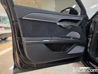Audi A8 2023 3.0 гидро в Москве № 1618273, миниатюра 11
