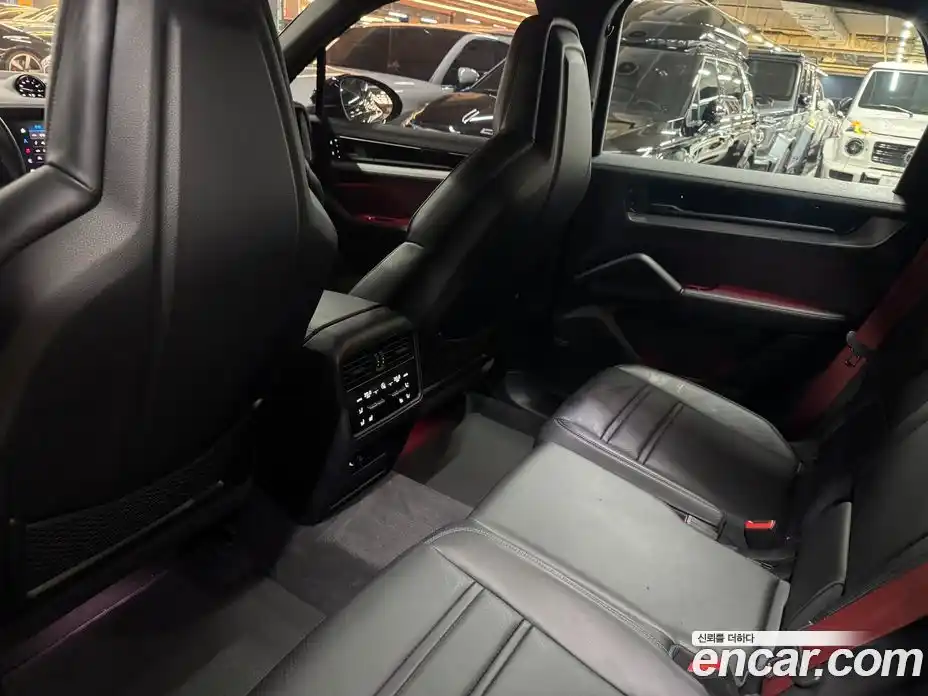 Porsche Cayenne 2024 3.0 гидро в Москве № 1618912, фото 10