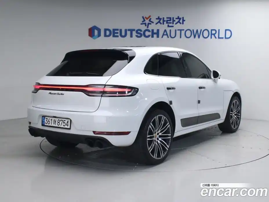 Porsche Macan 2015 3.6 гидро в Москве № 1619076, фото 3