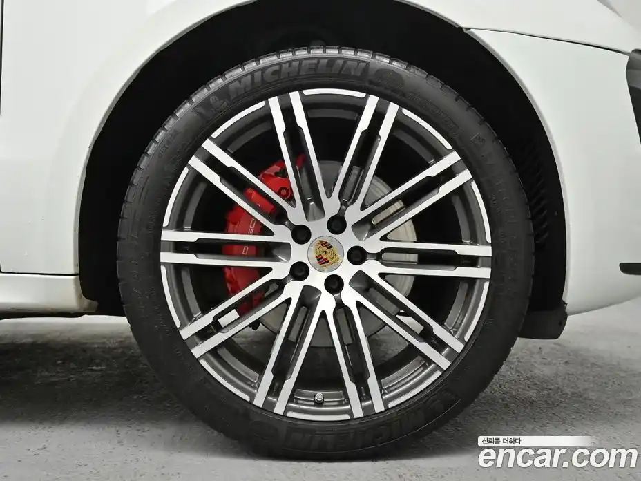 Porsche Macan 2015 3.6 гидро в Москве № 1619076, фото 6