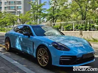 Porsche Panamera, 2012
