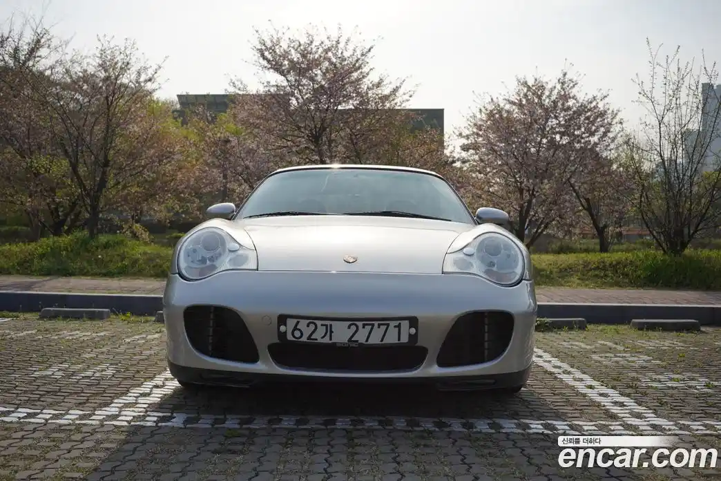 Porsche 911 2004 3.6 механика в Москве № 1619356, фото 3