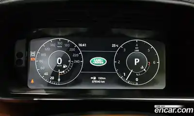 Land Rover Range-Rover 2017 4.4 гидро в Москве № 1619512, миниатюра 8
