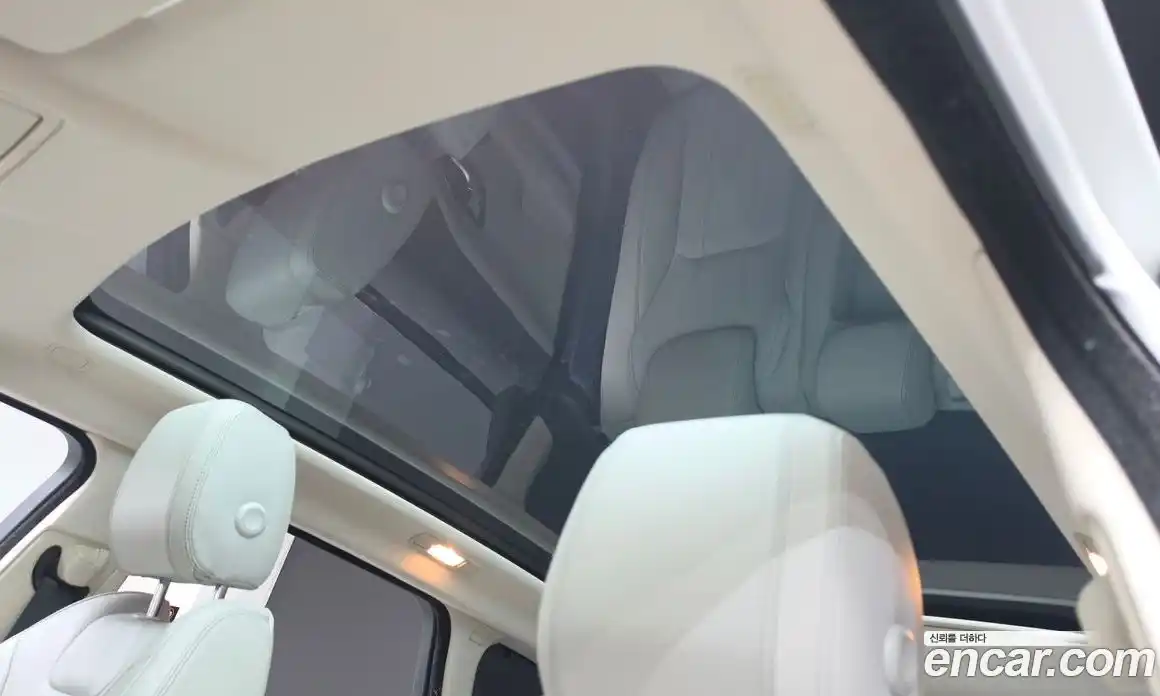 Land Rover Range-Rover Evoque 2016 2.0 гидро в Москве № 1619621, фото 20