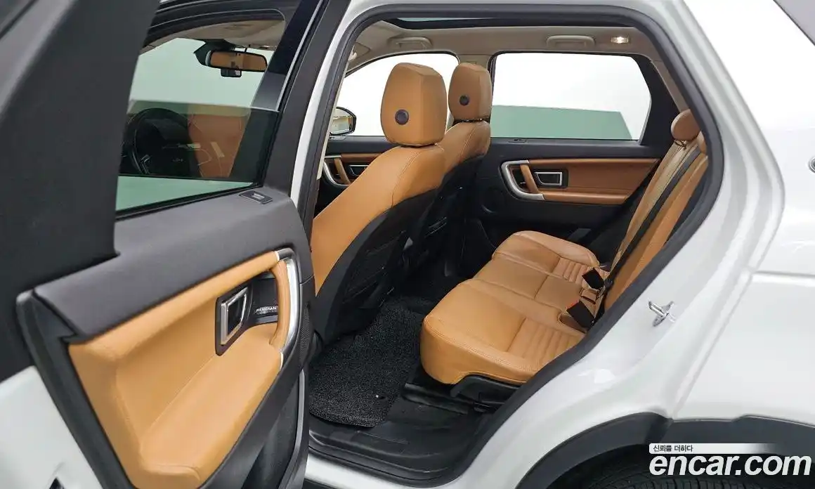 Land Rover Discovery Sport 2018 2.0 гидро в Москве № 1619727, фото 19