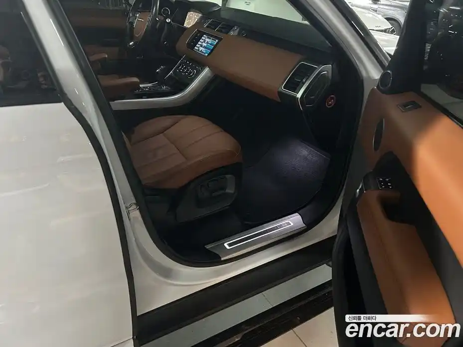 Land Rover Range-Rover Sport 2014 3.0 гидро в Москве № 1619890, фото 6