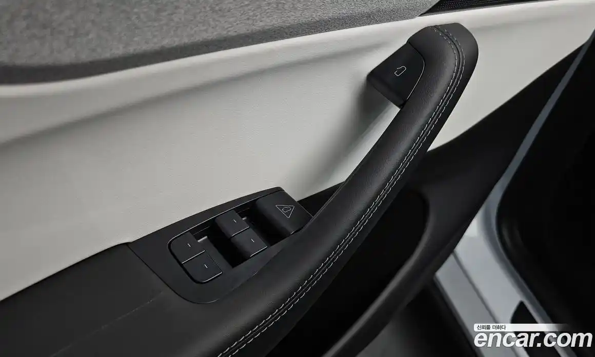 Tesla Model Y 2025 0.2 гидро в Москве № 1622383, фото 18