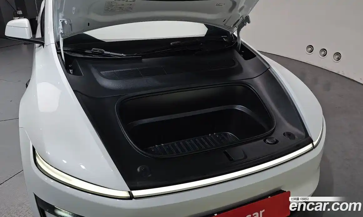 Tesla Model Y 2025 0.2 гидро в Москве № 1622383, фото 5