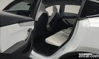 Tesla Model Y 2025 0.2 гидро в Москве № 1622383, миниатюра 10