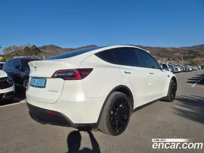 Tesla Model Y 2022 1.0 гидро в Москве № 1622418, миниатюра 4