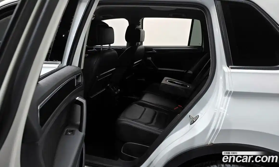 Volkswagen Tiguan 2020 2.0 гидро в Москве № 1623194, фото 12