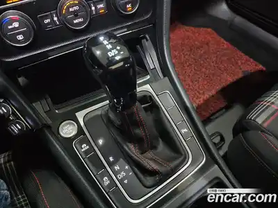 Volkswagen Golf 2016 2.0 гидро в Москве № 1623688, миниатюра 10