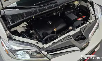Toyota Sienna 2018 3.5 гидро в Москве № 1624441, миниатюра 6