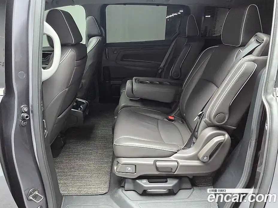 Honda Odyssey 2022 3.5 гидро в Москве № 1624720, фото 14