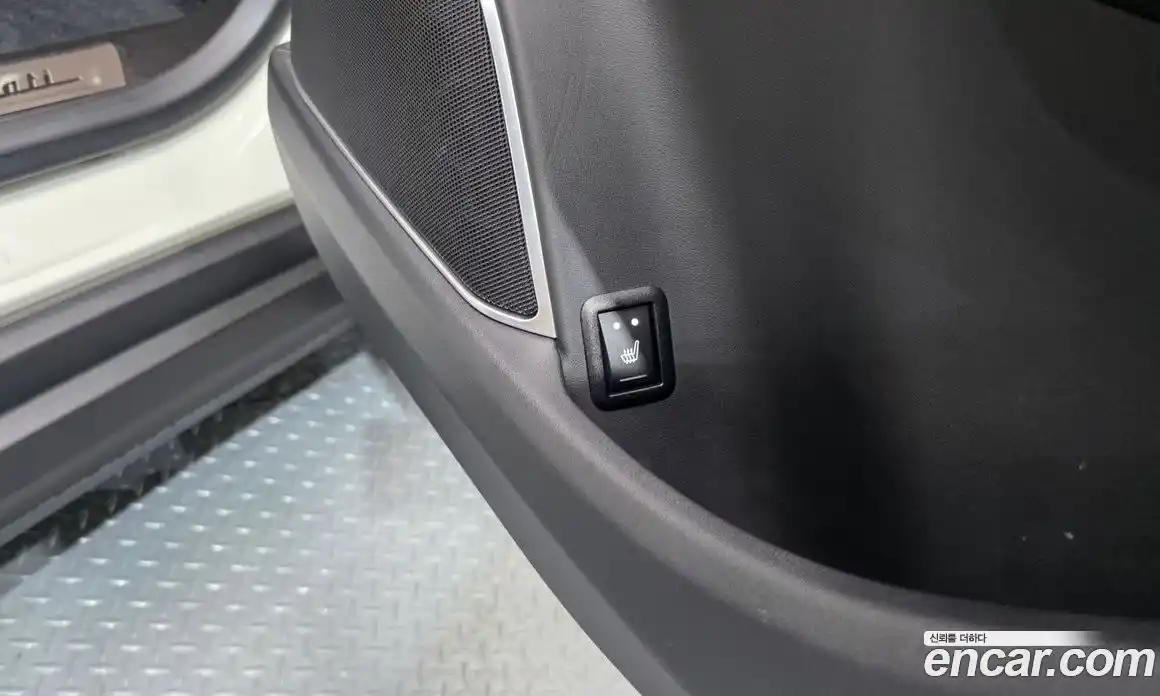 Maserati Levante 2020 3.0 гидро в Москве № 1625390, фото 18