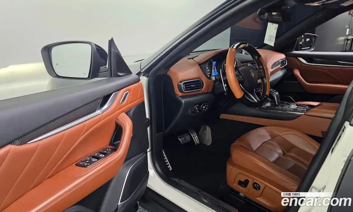 Maserati Levante 2020 3.0 гидро в Москве № 1625390, фото 9