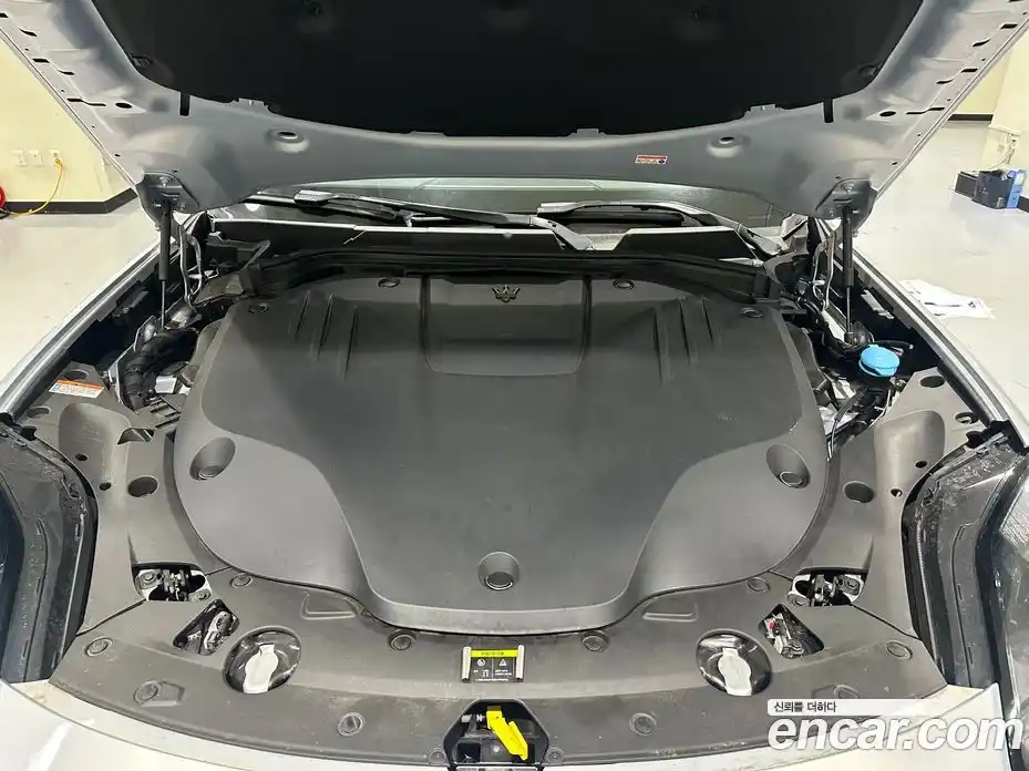 Maserati Grecale 2025 0.3 гидро в Москве № 1625467, фото 6