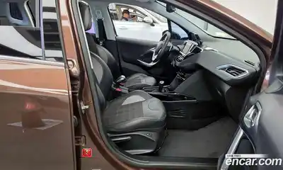 Peugeot 2008 2015 1.6 гидро в Москве № 1625816, миниатюра 11
