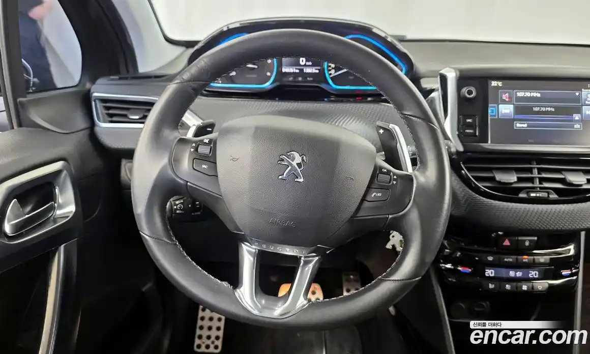Peugeot 2008 2015 1.6 гидро в Москве № 1625816, фото 13