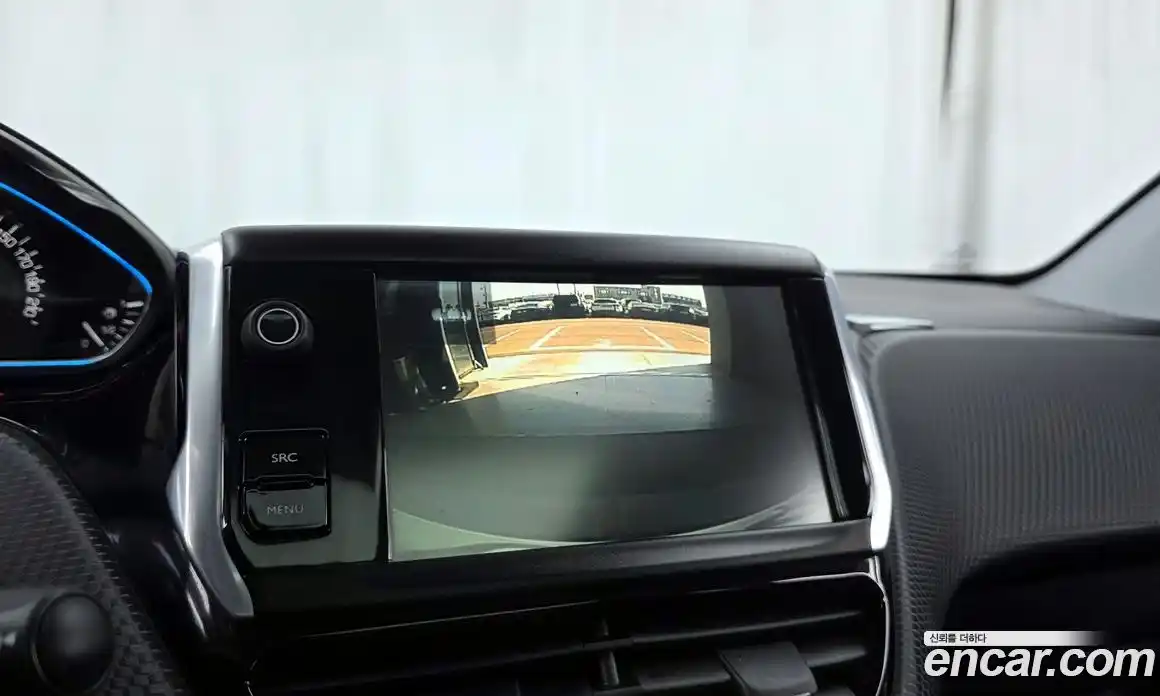 Peugeot 2008 2015 1.6 гидро в Москве № 1625816, фото 15