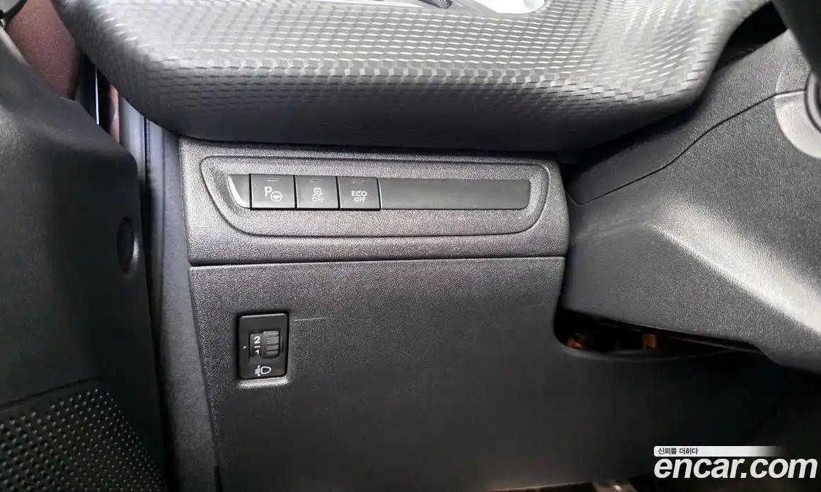 Peugeot 2008 2015 1.6 гидро в Москве № 1625816, фото 16