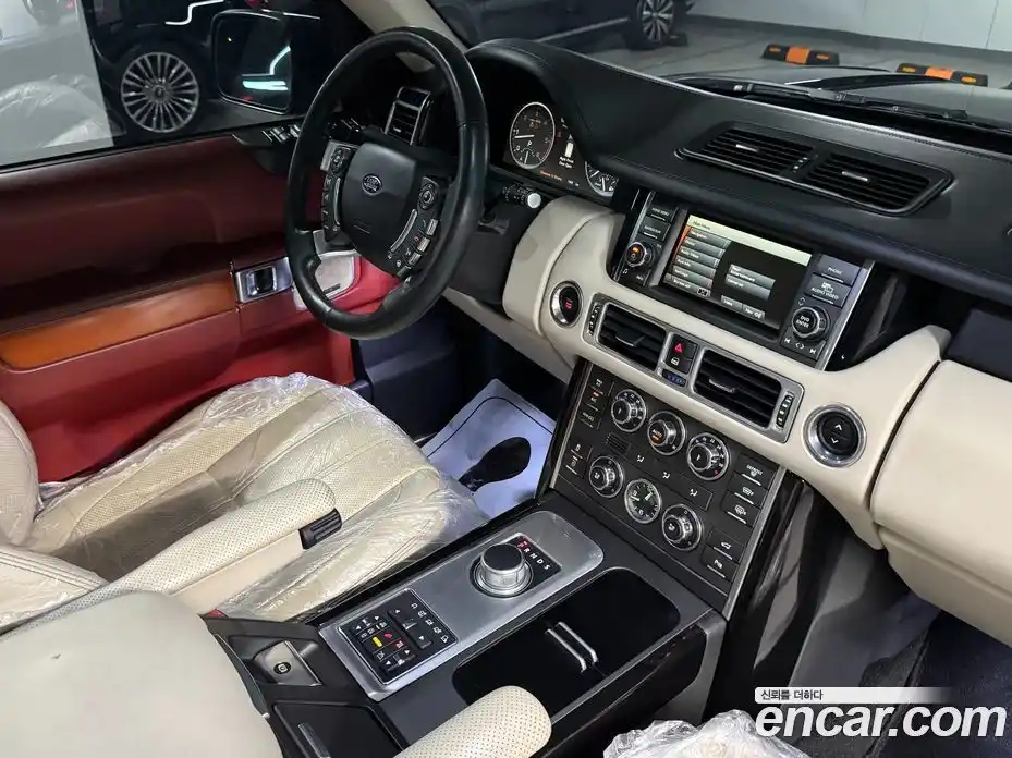 Land Rover Range-Rover 2011 4.4 гидро в Москве № 213822, фото 14
