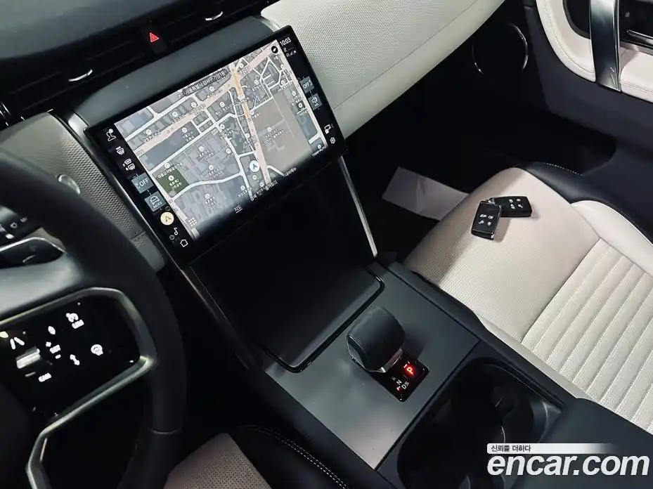 Land Rover Discovery Sport 2025 2.0 гидро в Москве № 231301, фото 11