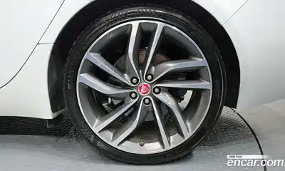 Jaguar XF 2016 2.0 гидро в Москве № 256091, миниатюра 5