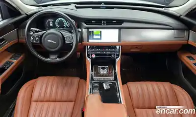 Jaguar XF 2016 2.0 гидро в Москве № 256091, миниатюра 7