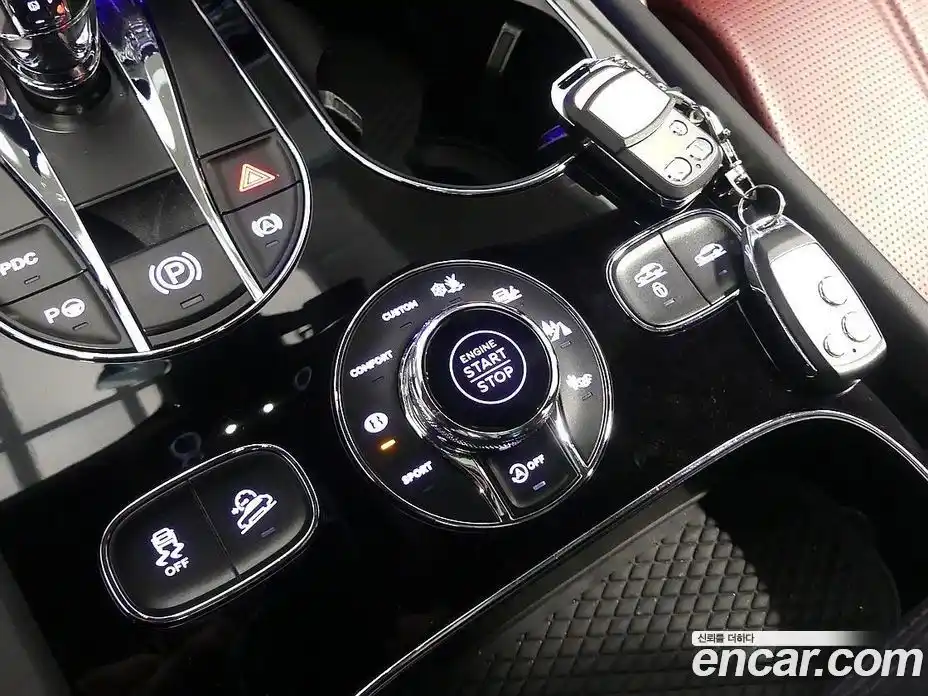 Bentley Bentayga 2021 4.0 гидро в Москве № 256644, фото 13