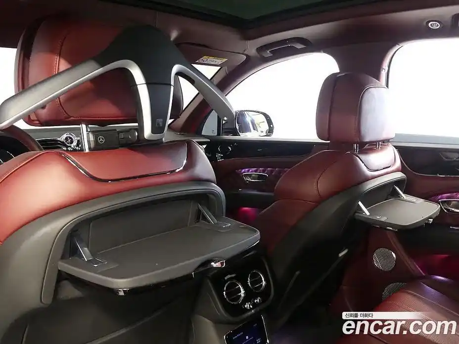 Bentley Bentayga 2021 4.0 гидро в Москве № 256644, фото 15