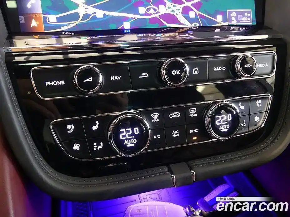 Bentley Bentayga 2021 4.0 гидро в Москве № 256644, фото 17