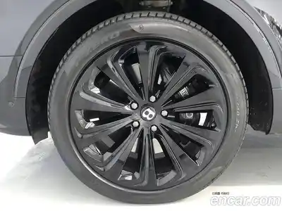 Bentley Bentayga 2021 4.0 гидро в Москве № 256644, миниатюра 4