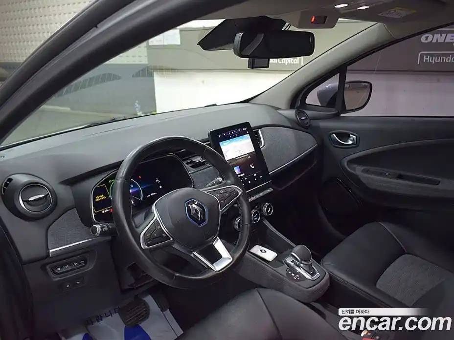 Renault Zoe 2021 0.2 гидро в Москве № 424131, фото 4