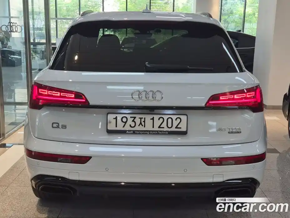 Audi Q5 2024 2.0 гидро в Москве, фото 4