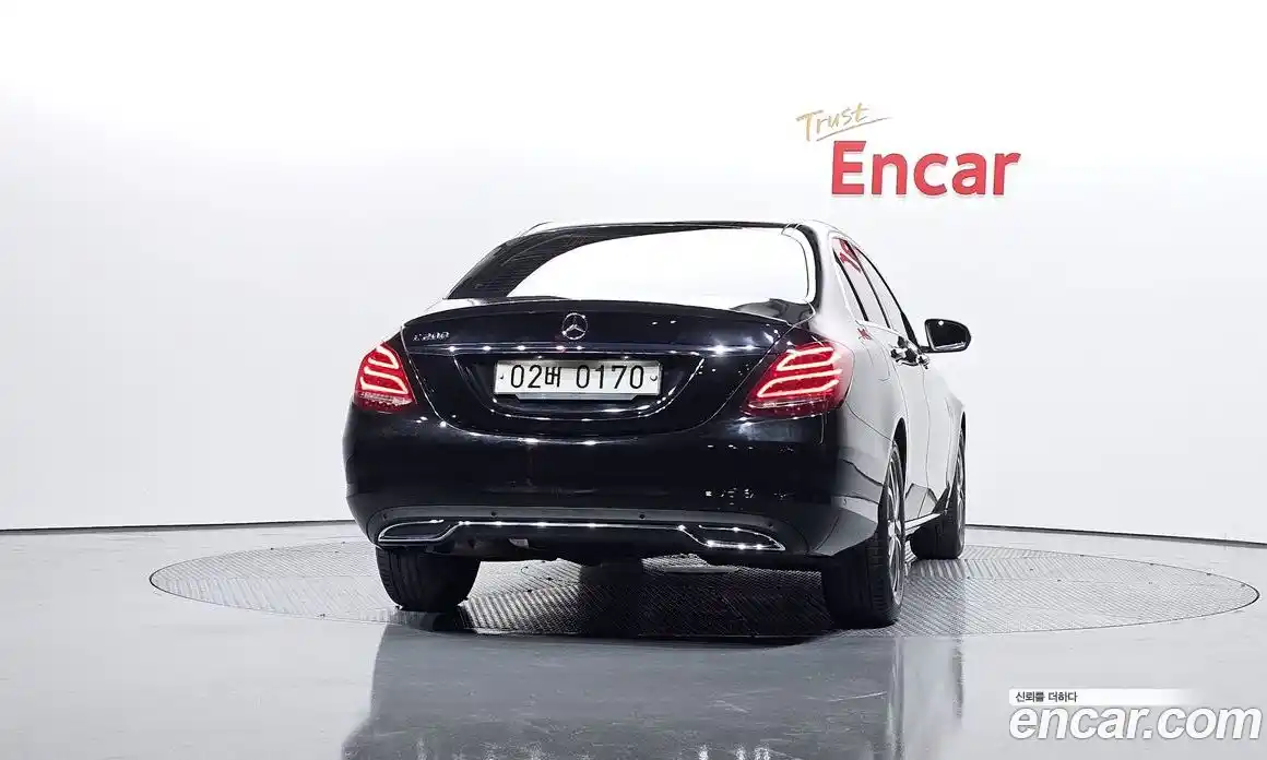Mercedes-Benz C-Class 2016 2.0 гидро в Москве № 143395, фото 4