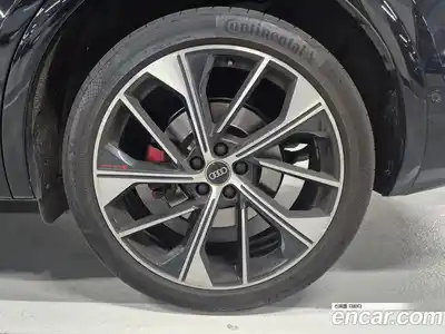 Audi SQ5 2023 3.0 гидро в Москве № 1546599, миниатюра 5