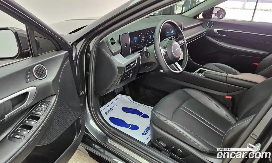 Hyundai Sonata 2023 1.6 гидро в Москве № 1610516, фото 10