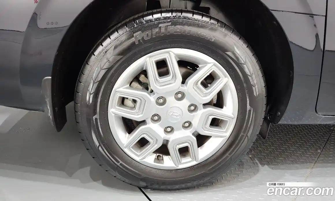 Hyundai Staria 2021 3.5 гидро в Москве № 1610680, фото 5