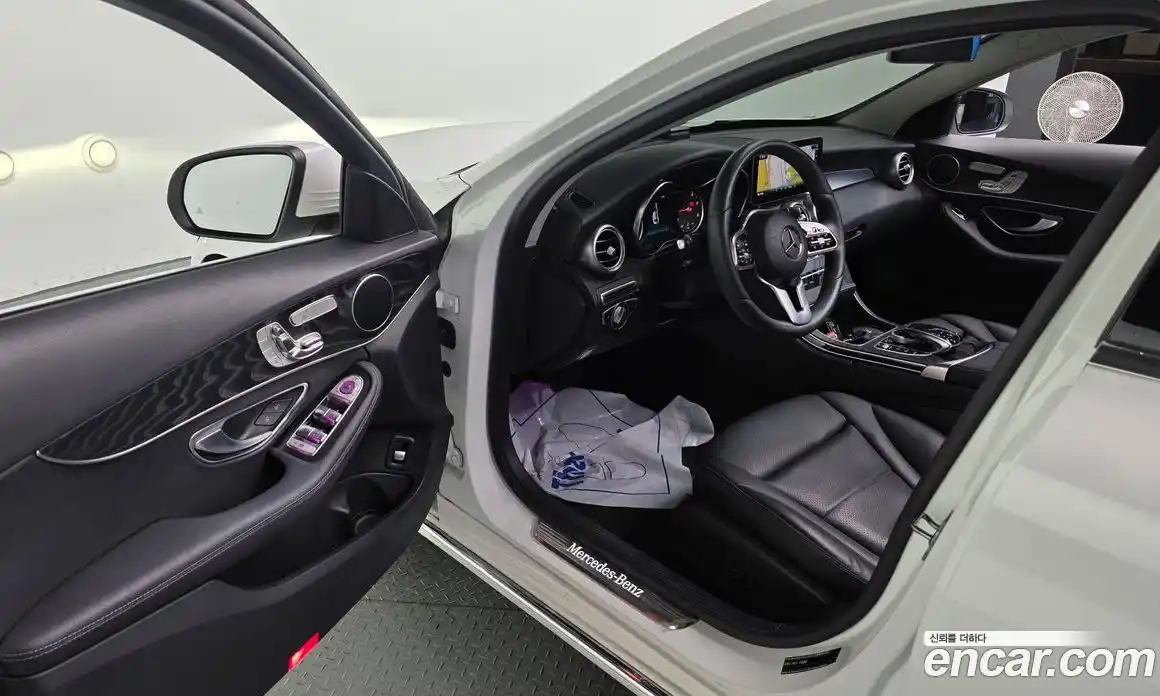 Mercedes-Benz C-Class 2019 1.9 гидро в Москве № 161076, фото 11