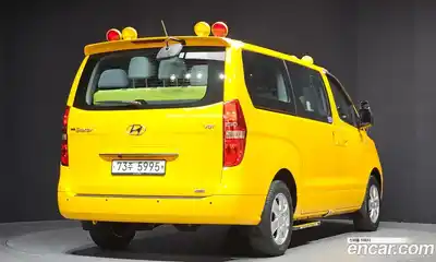 Hyundai Starex 2018 2.5 гидро в Москве № 1610814, миниатюра 2