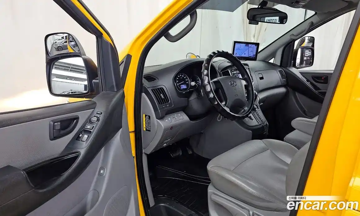 Hyundai Starex 2018 2.5 гидро в Москве № 1610814, фото 10